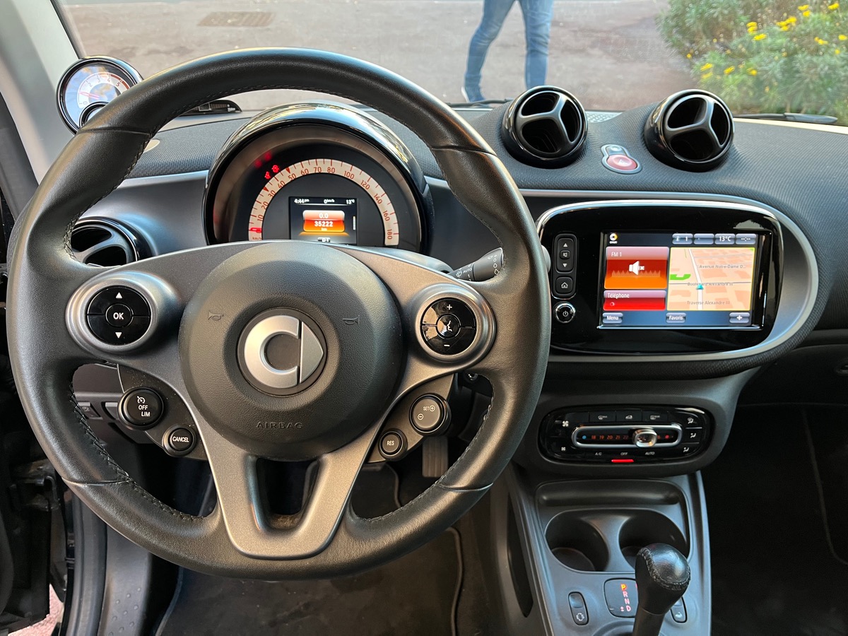 Smart FORTWO Cabriolet 90 CV Prime / Capote Rouge / GPS /KM REEL