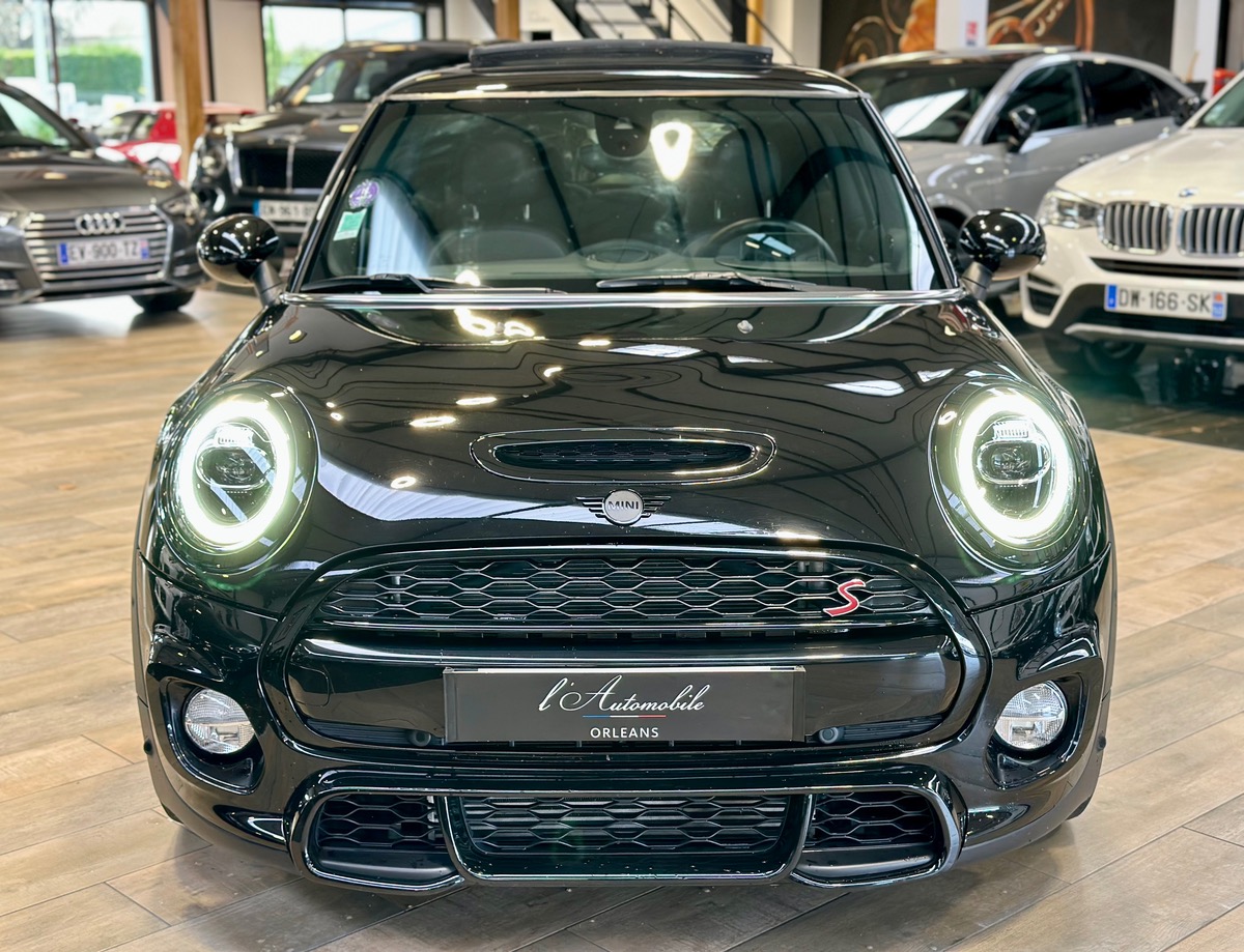 Mini Mini III 3P 2.0 192 Cooper S JCW BVA7 Full Black b