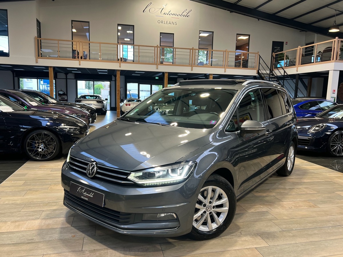 Volkswagen Touran III 2.0 TDI 150 DSG6 HIGHLINE 7 PLACES Attelage + toit pano