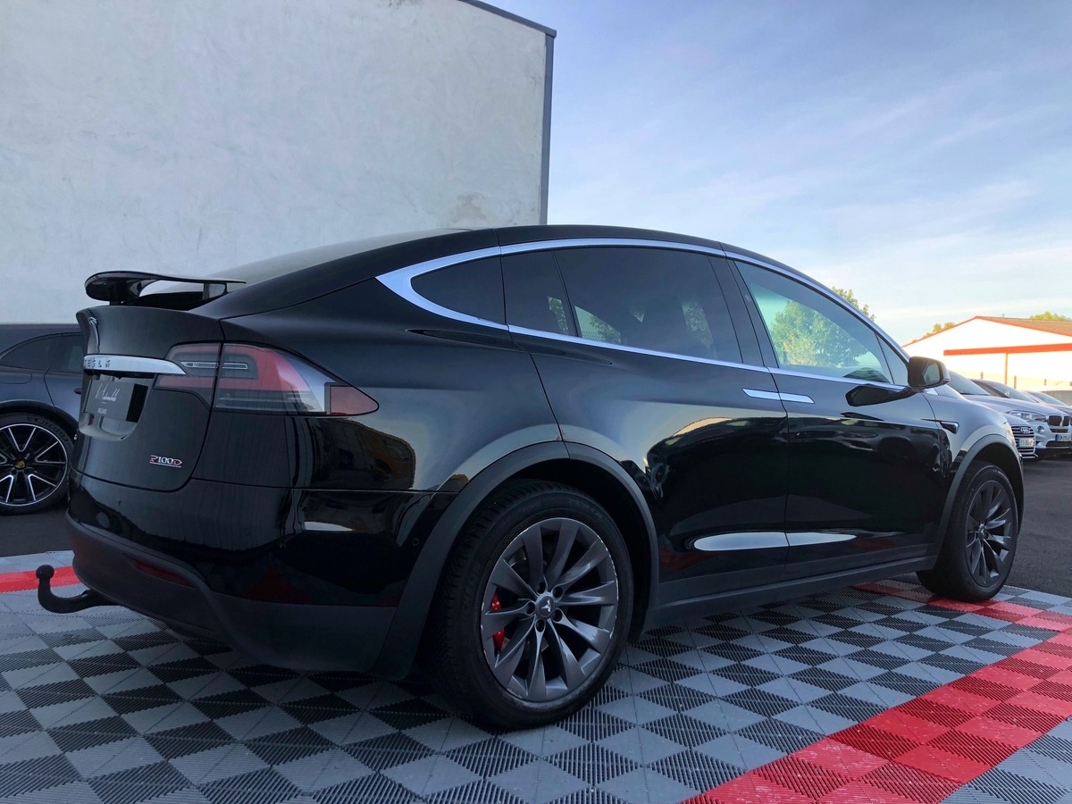 Tesla Model X P100DL DUAL MOTOR PERFORMANCE 7PL