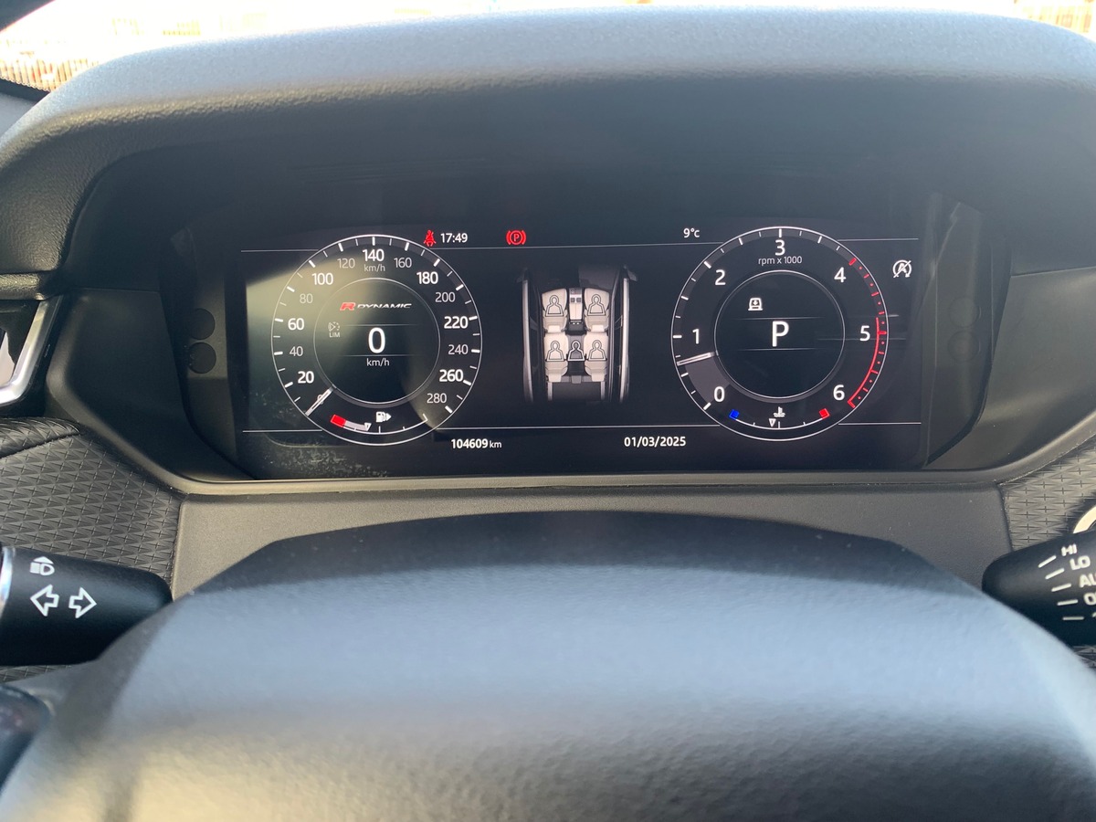 Land-Rover Range Rover Velar R-DYNAMIC 300