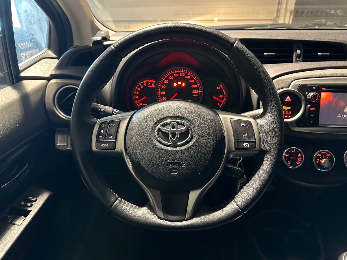 Toyota Yaris 1.3 VVT-I 100CV