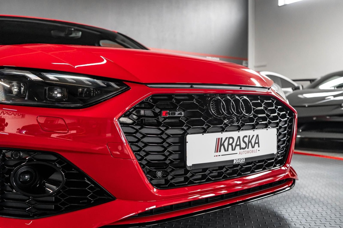 Audi RS4 V 2.9 V6 TFSI quattro tiptronic 8 ABT POWER S 510ch