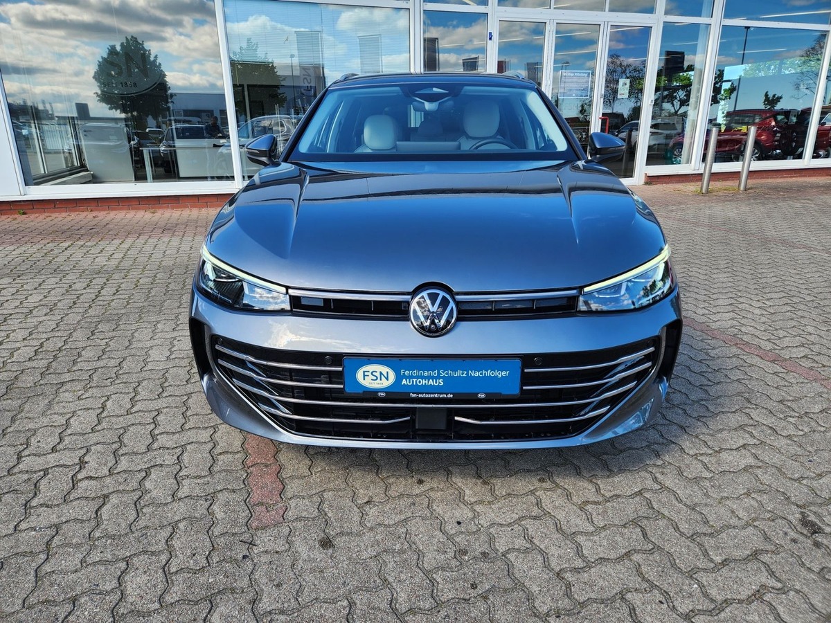 Volkswagen Passat SW 2.0 TDI EVO 150ch Elegance DSG7 Harman-Kardon Cuir Attelage