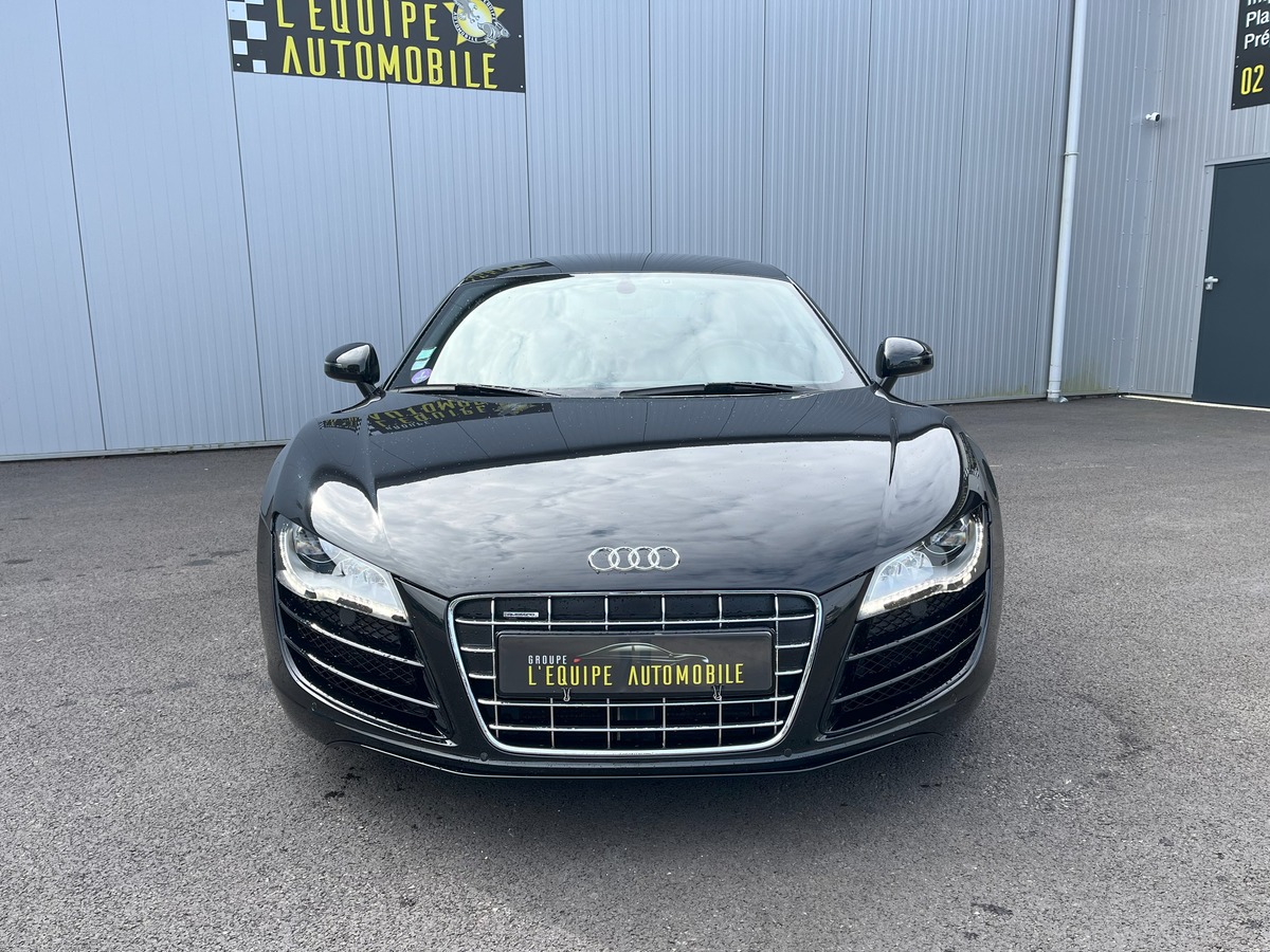 Audi R8 5.2 V10 FSI 525 QUATTRO R TRONIC