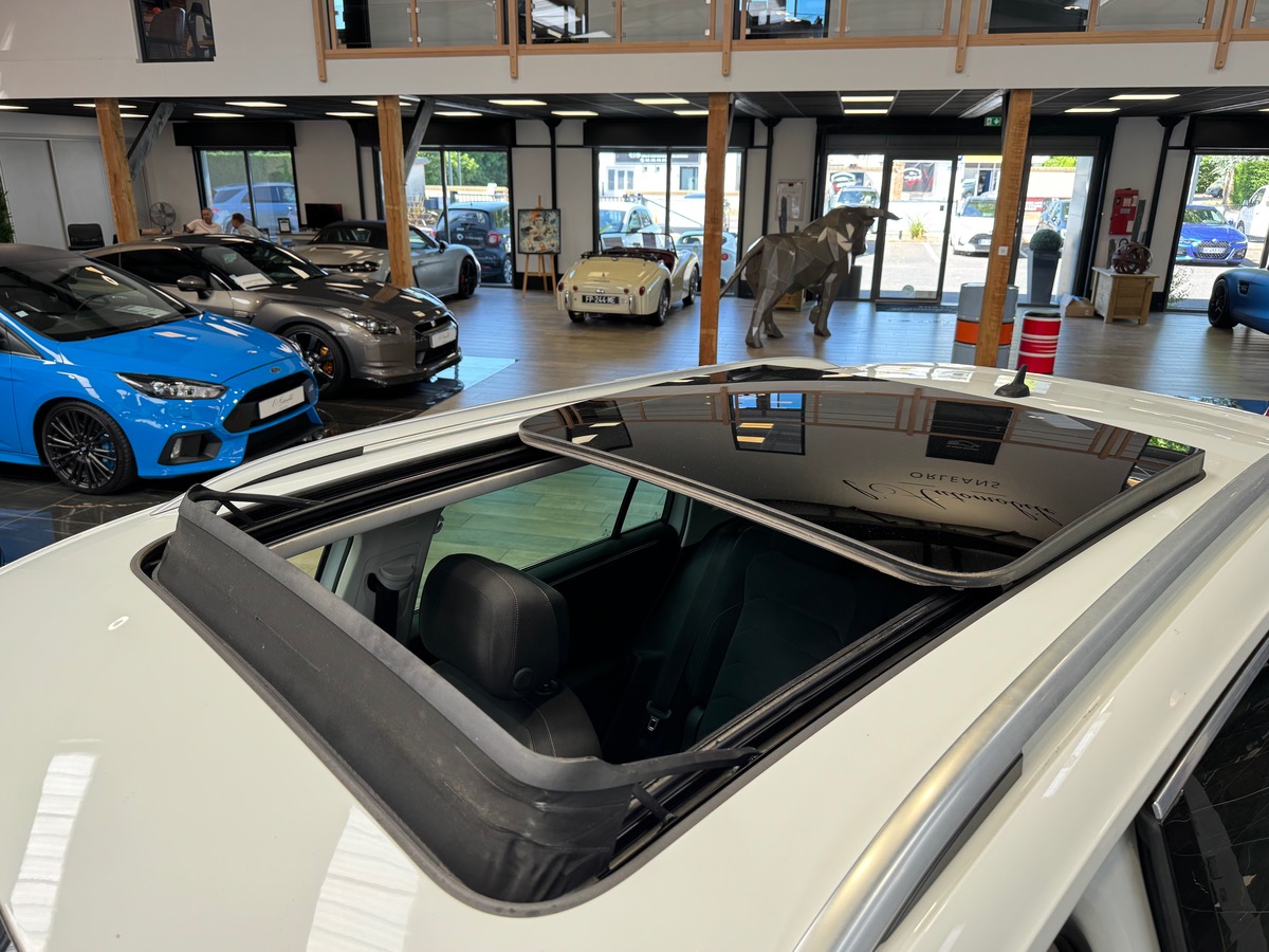 Volkswagen Tiguan TDI 150 R-LINE DSG7 CARAT TO/ATTELAGE/CARPLAY