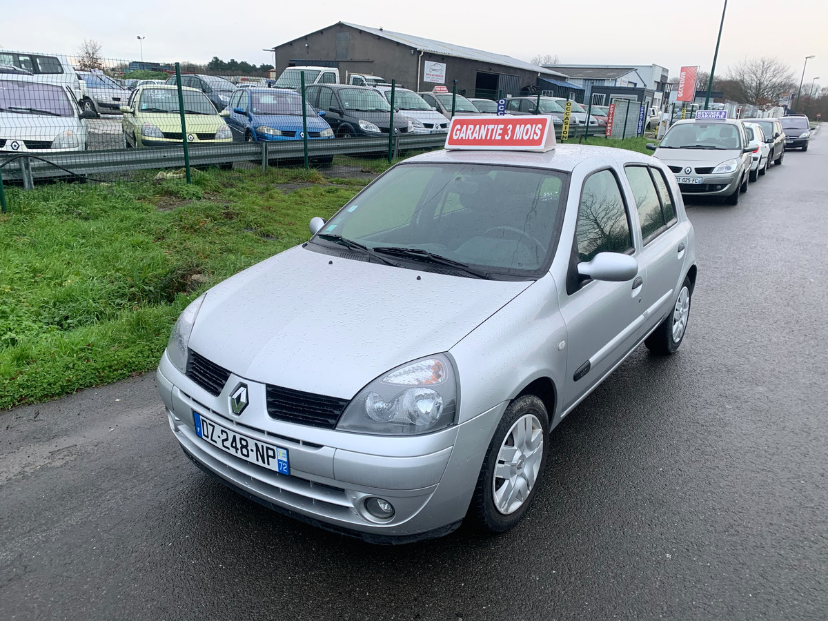 RENAULT Clio 1.5 dci 70CV CAMPUS 136583 KM