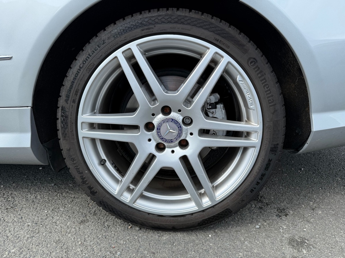 Mercedes-Benz Classe E Coupé 350 CGI V6 PACK AMG 7G-TRONIC BlueEFFICIENCY 292CH