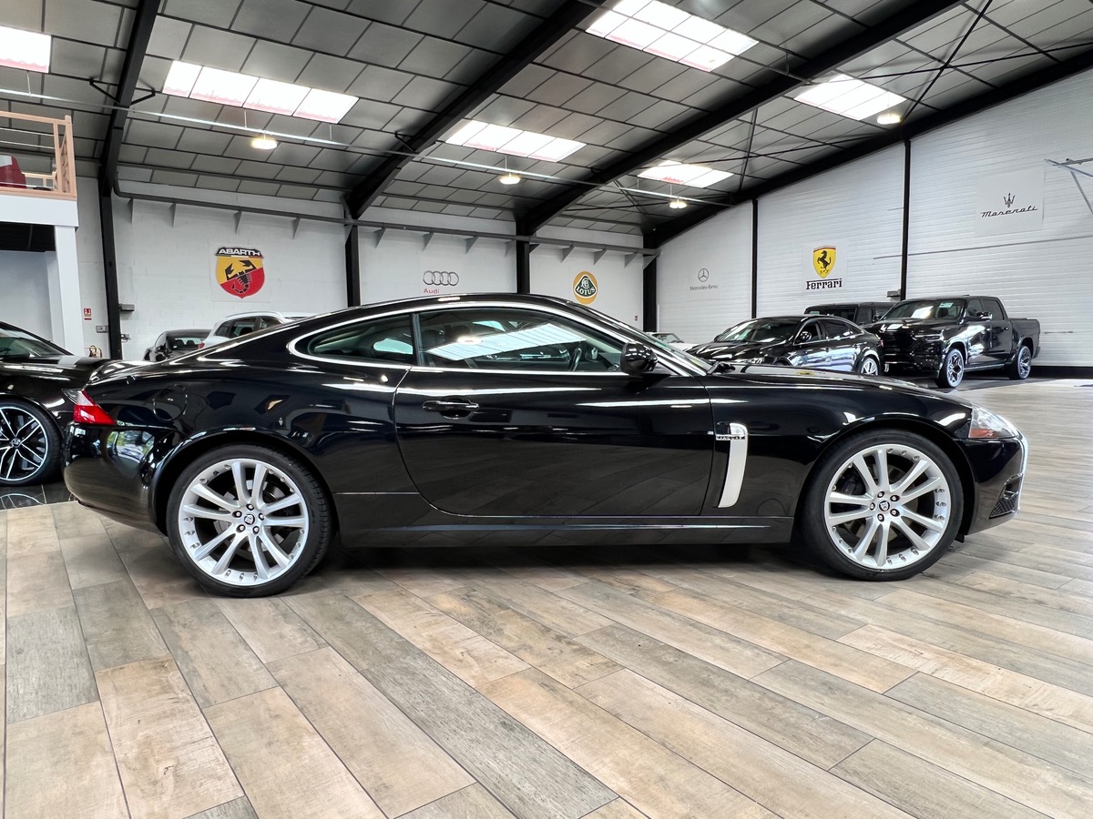 Jaguar XKR COUPE 4.2 V8 R  KK