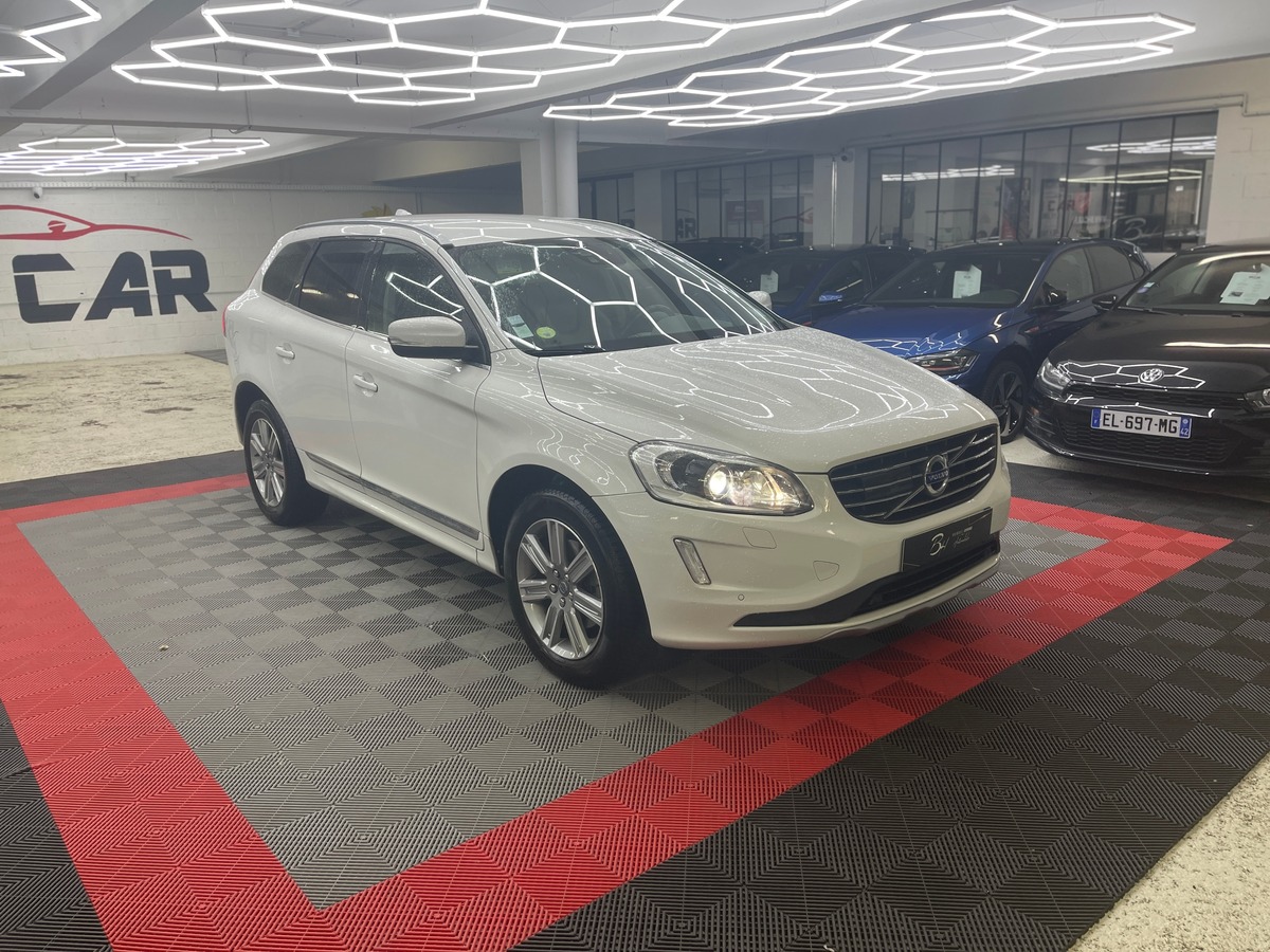 Image: Volvo XC60 d4 Summun 190 ch SIEGES ELECTRIQUES/CUIR/COFFRE ELEC