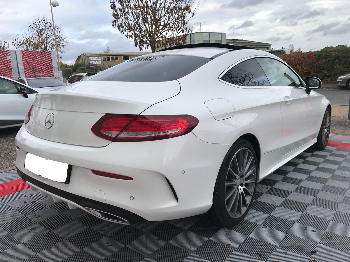 Mercedes-Benz Classe C 250 Coupe Sportline AMG 204CV d