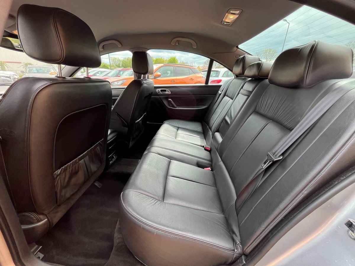 Peugeot 607 Phase 2 2.7 HDi 204 ch Boîte automatique EXECUTIVE PACK