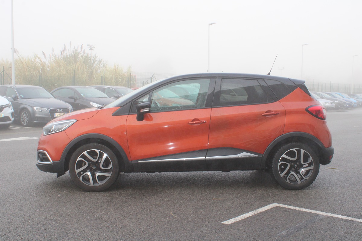 RENAULT Captur 1.5 dCi 90ch Intens EDC eco² - Garantie 12 Mois