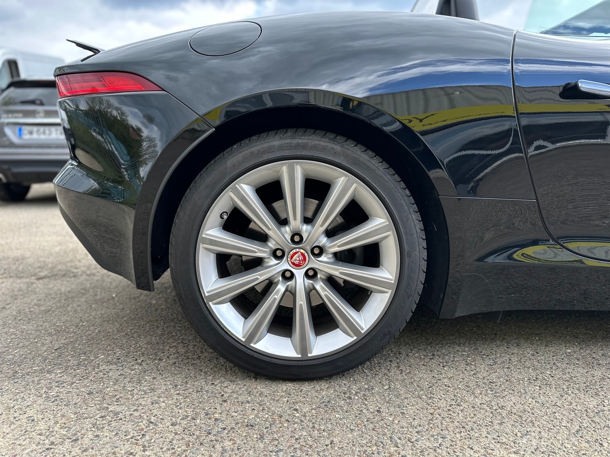 Jaguar F-Type Cabriolet V6 340 CH BVA8 - SIEGES A MEMOIR - SONS MERIDIAN - CAMERA DE RECUL