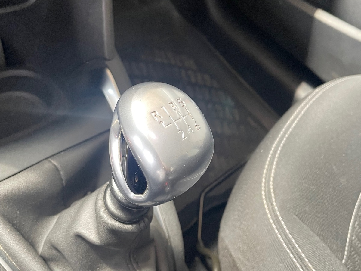 Peugeot 208 1.5 hdi 100CH Active Garantie 6 mois ✅