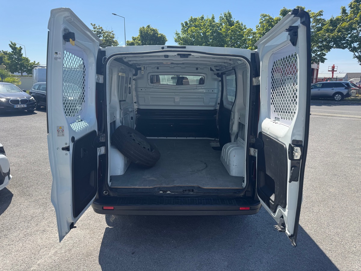 RENAULT Trafic L1H1 1.6 DCI 125CH GRAND CONFORT VITRE / PRIX HT