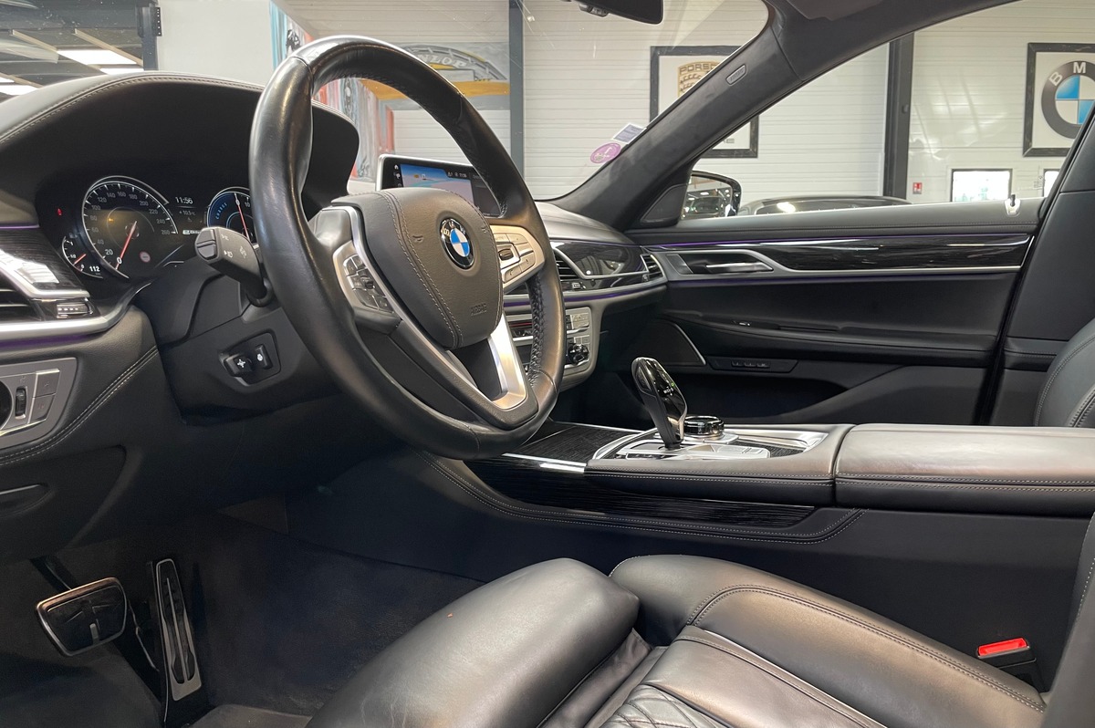 Bmw Série 7 (G11) Berline 740e Hybrid 2.0i 258 cv - M SPORT - EDITION CARBON CORE