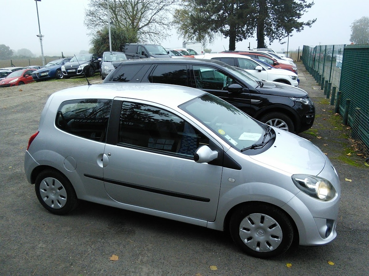 RENAULT Twingo 1.2 75 Dynamique CLIM