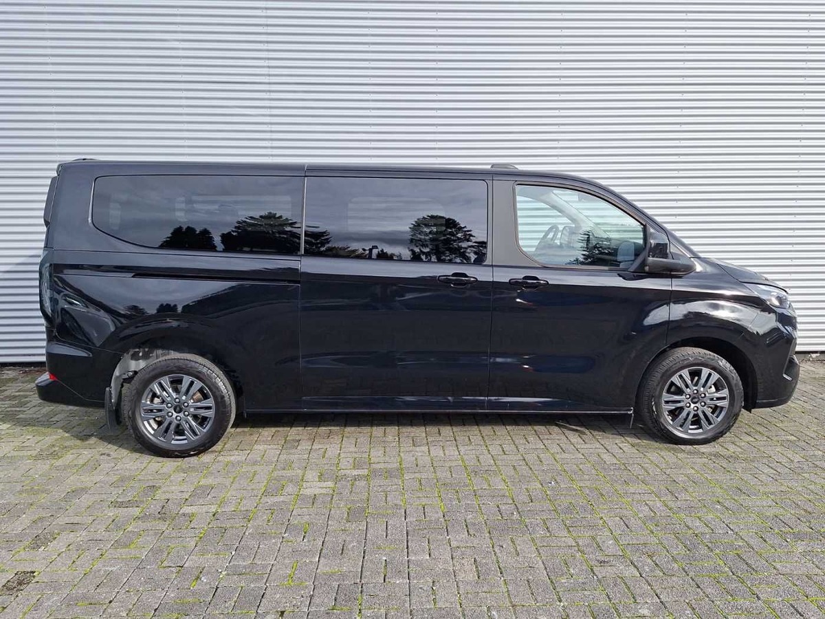 Ford Tourneo Custom 320 L2H1 2.0L 170ch Titanium 8 places/Camera/Clim/Carplay/Siege chauffant