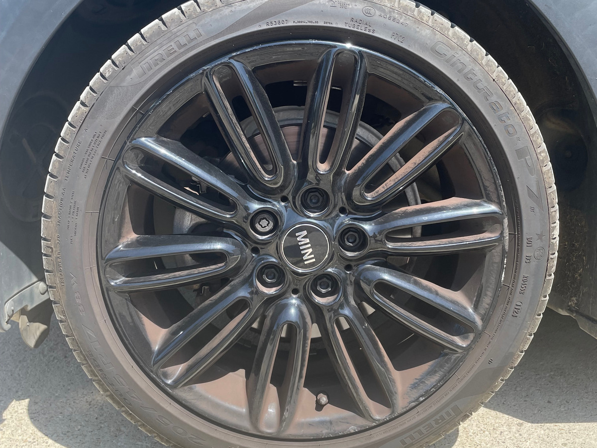 Mini Cooper Blackfriars 136ch F56
