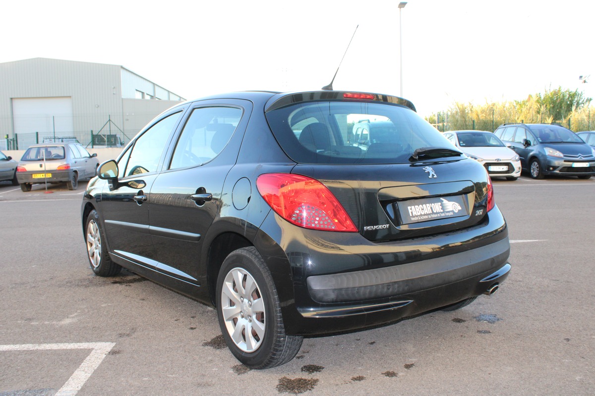 Peugeot 207 1.4 VTi 16v Active 5p - Garantie 12 Mois