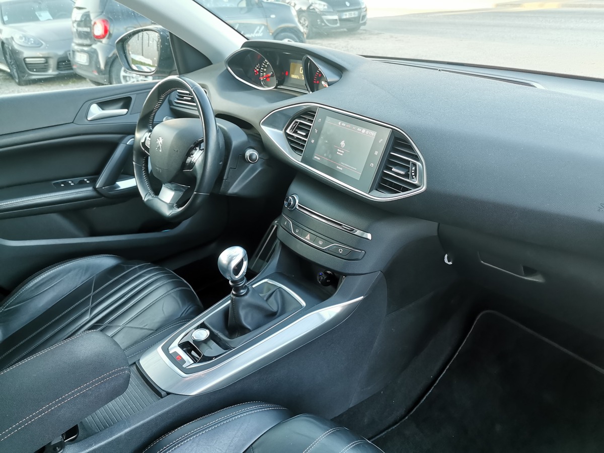 Peugeot 308 1.6 HDI 120 GT LINE CAM/CUIR/CAR PLAY