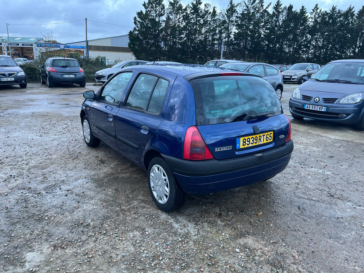 RENAULT Clio 1.9D 130854KM