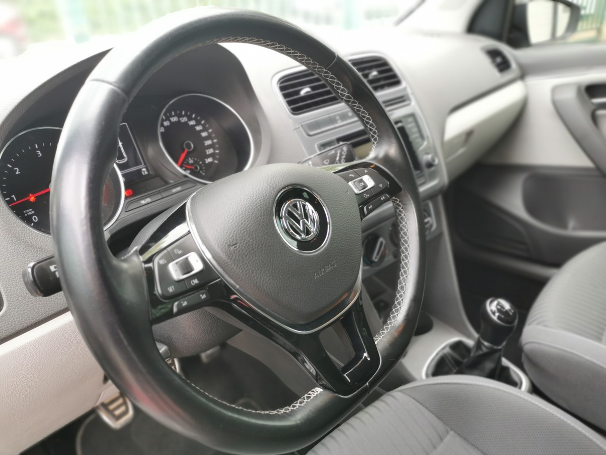 Volkswagen Polo V restylée 1.4 TDI 90 CUP