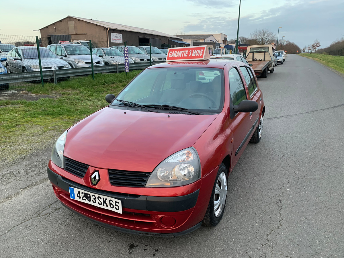 RENAULT Clio 1.2 16V 75CV 99637KM