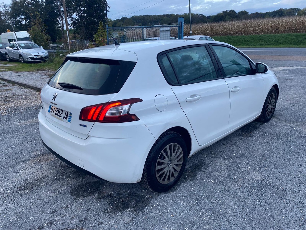 Peugeot 308 1.6 bluehdi 100cv faible kilométrage 149001km de 12/2015