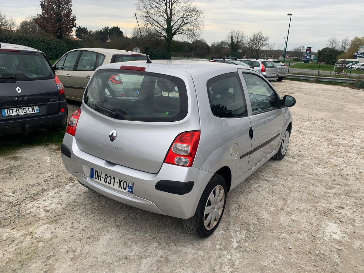 RENAULT Twingo 1.2i - 60CH 63866KM