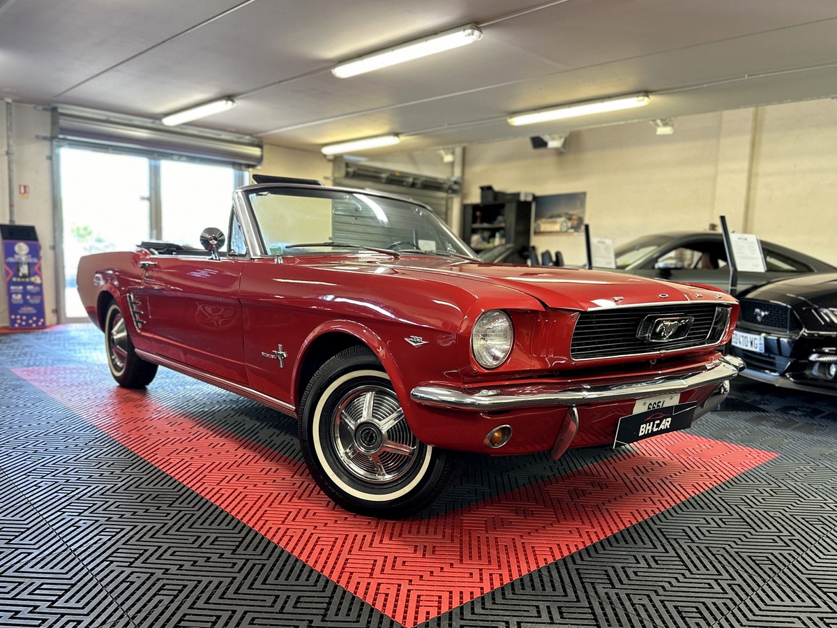 Image: Ford Mustang CABRIOLET 289CI V8 200CH