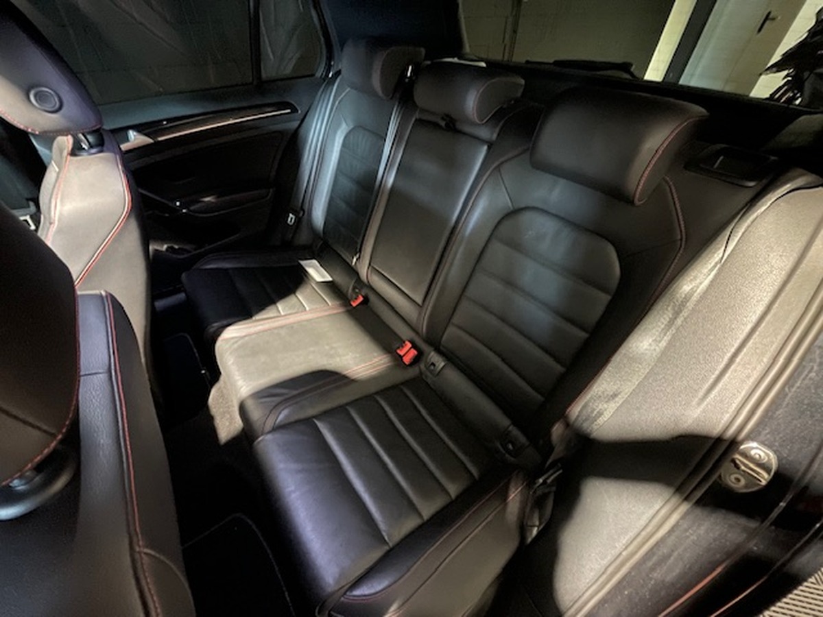 Volkswagen Golf GTI 230CV DSG6