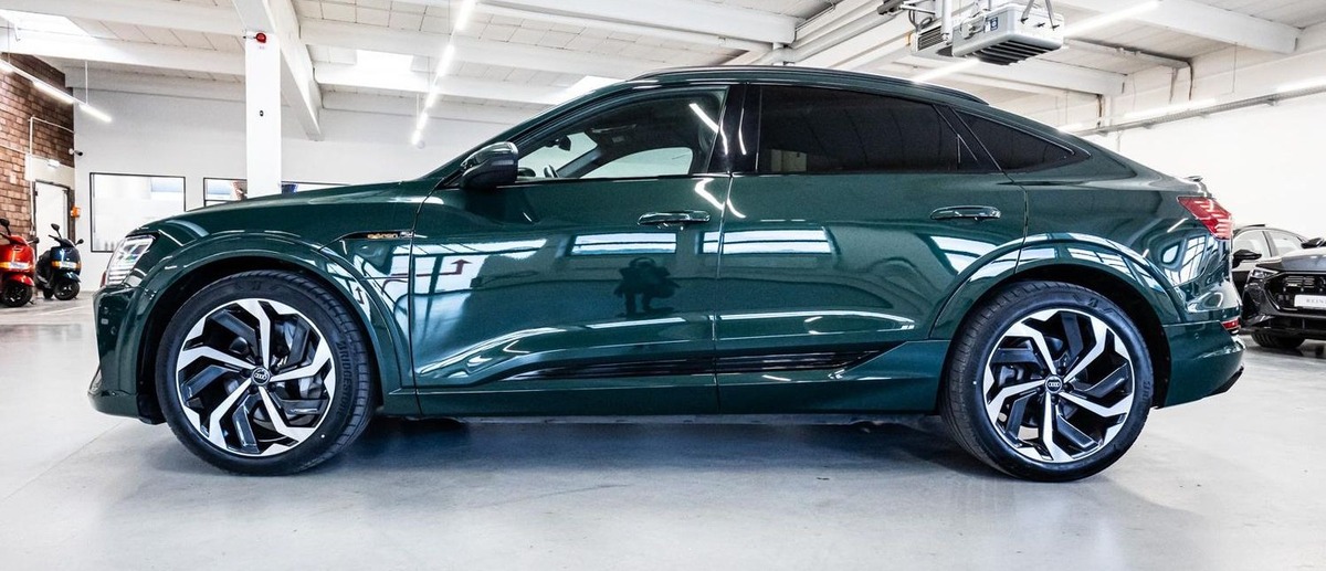 Audi e-tron Sportback 55 408ch S Line e-quattro Toit ouvrant