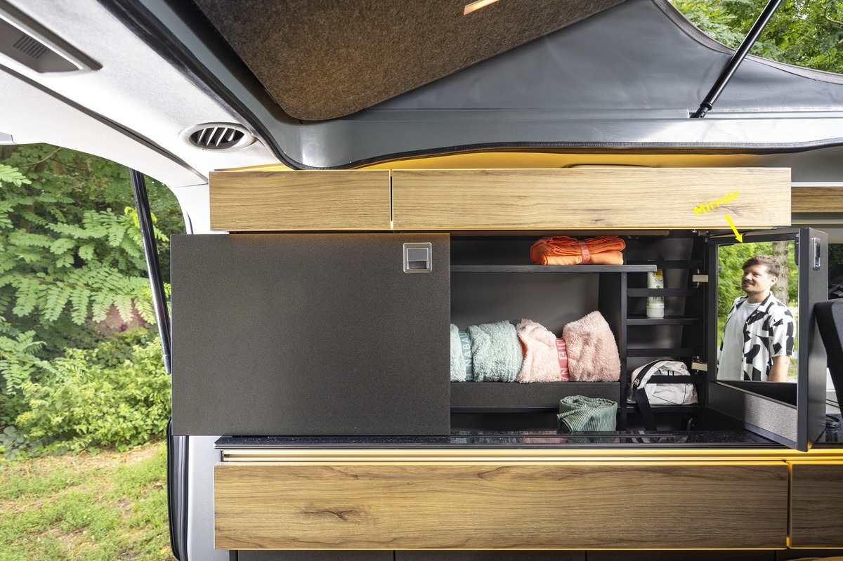 Ford TRANSIT CUSTOM Nouveau Ford Tourneo Camper TRIOSTYLE - REIMO by ECO CAMPERS