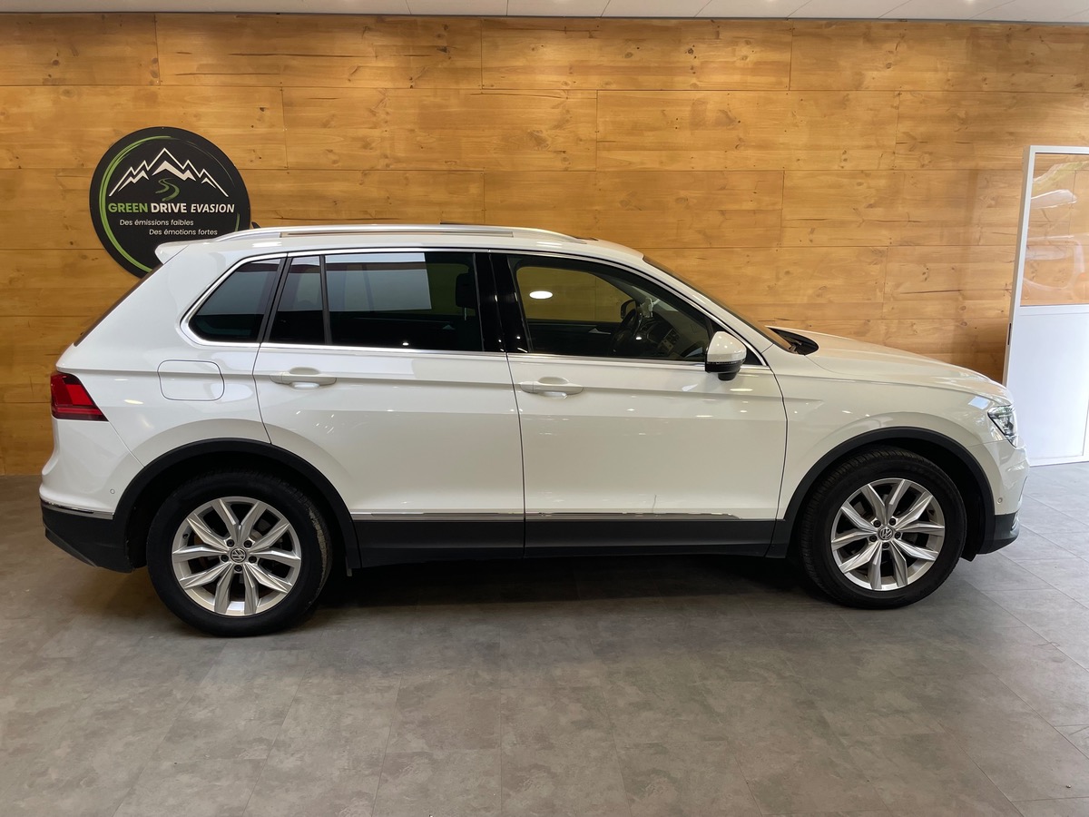 Volkswagen Tiguan 2.0 TDI 150 BLUEMOTION CARAT DSG BVA