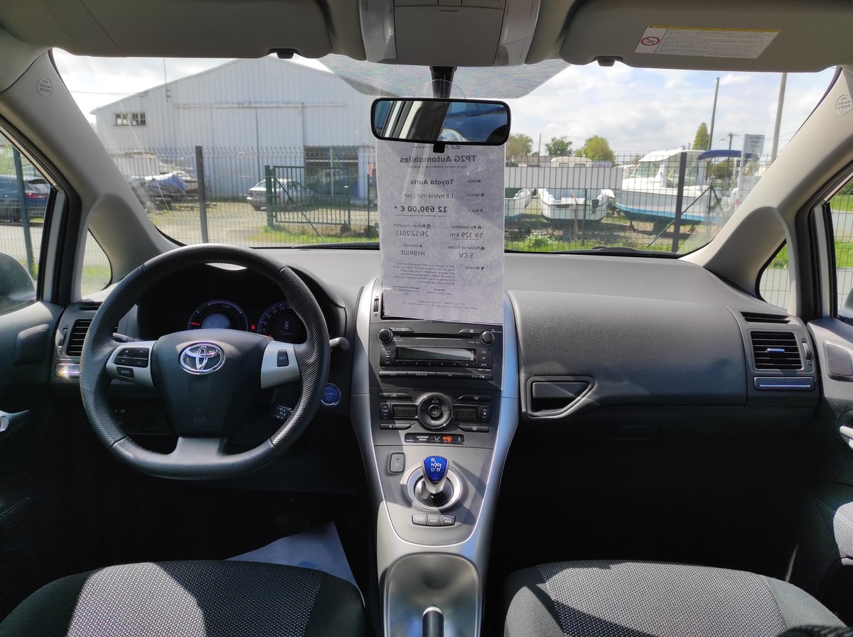 Toyota Auris 1.8 Hybrid HSd 136h Luna