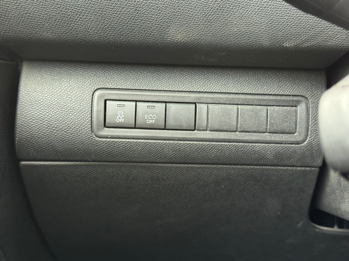 Peugeot 308 Allure II (T9) 1.2 e-THP 130 cv - Boîte auto - Distribution ok