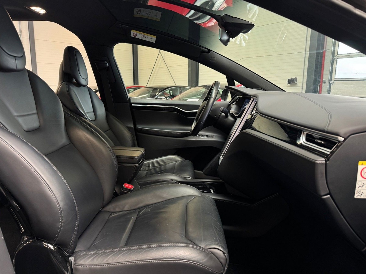 Tesla Model X 90D Dual Motor 6 places Supercharge gratuite