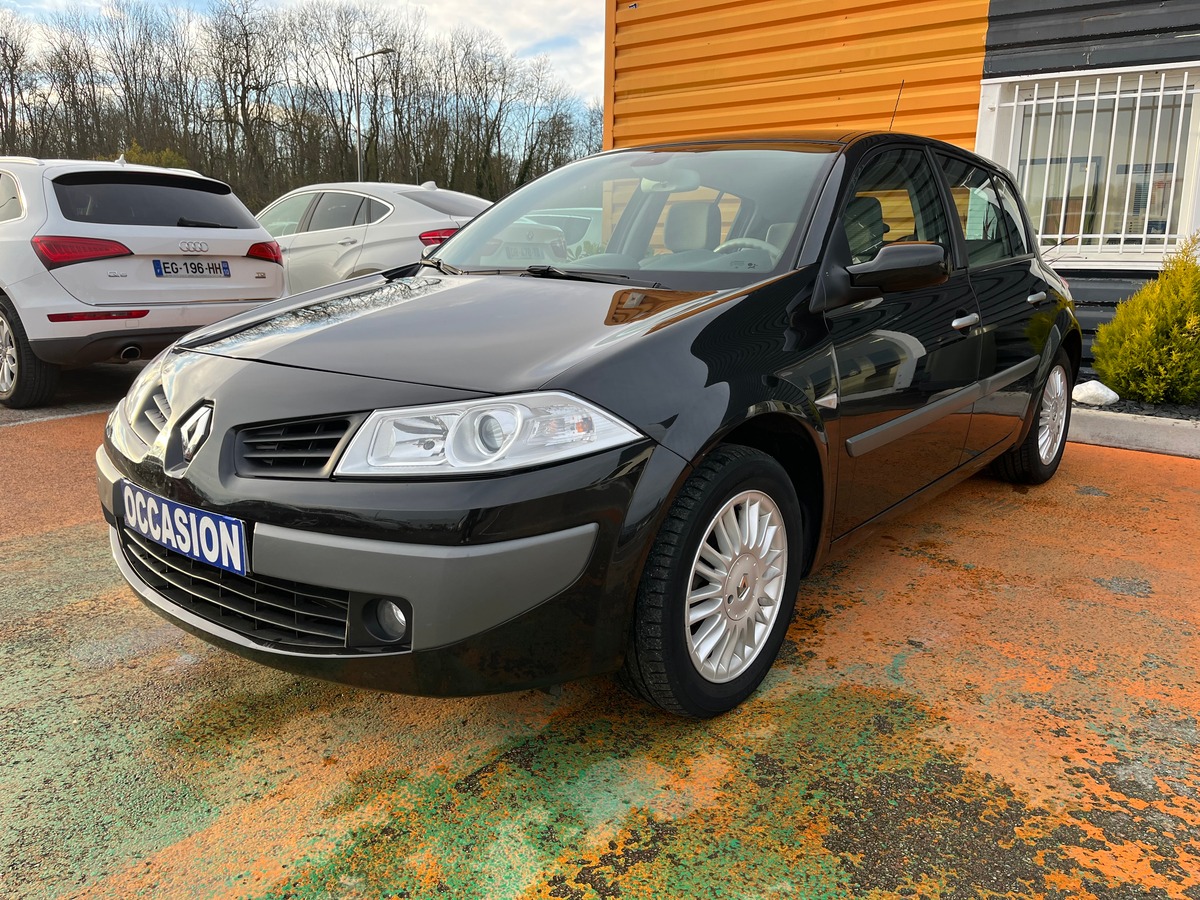 RENAULT Megane II 1.9 dCi 130 ch PRIVILÈGE 1ERE MAIN