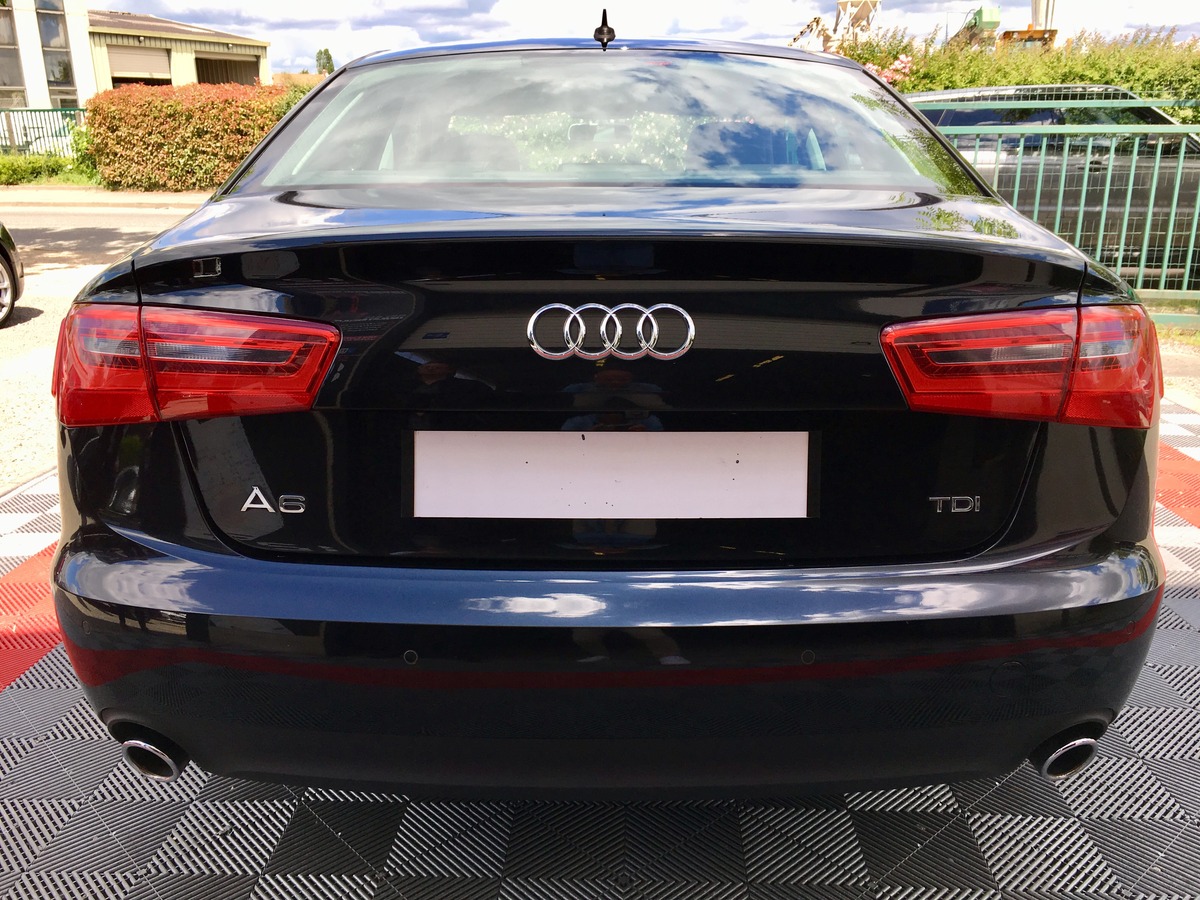 Audi A6 V6 204 AVUS CAM/CUIR ** parfait état