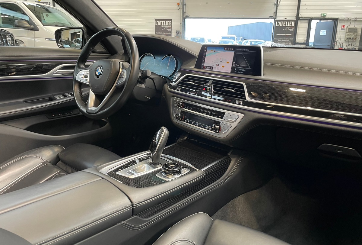 Bmw Série 7 (G11) Berline 740e Hybrid 2.0i 258 cv - M SPORT - EDITION CARBON CORE