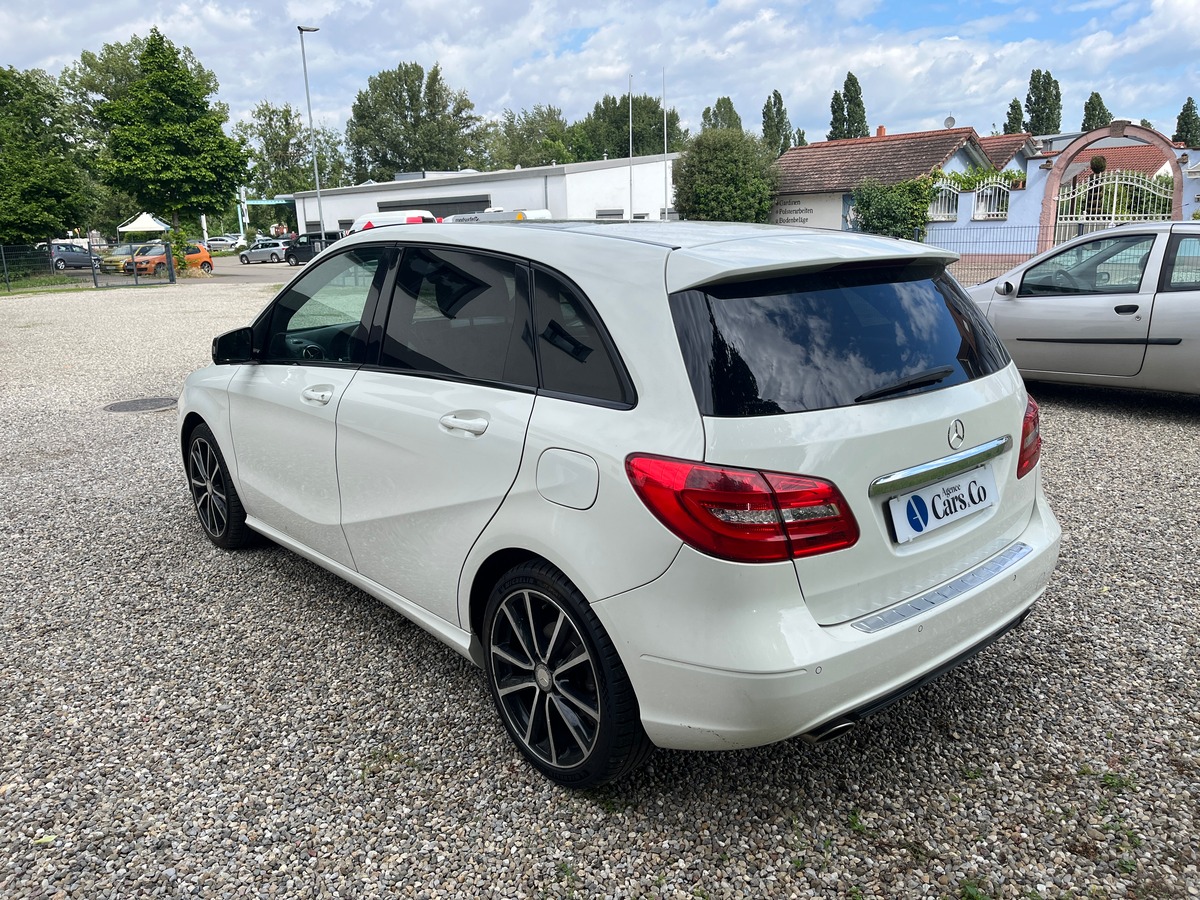 Mercedes-Benz Classe B 180 cdi Fascination, TOIT OUVRANT, RADAR, CAMERA, REGULATEUR
