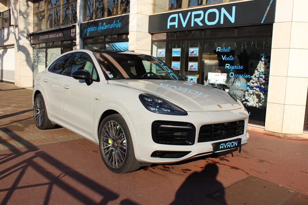 Porsche Cayenne Coupé III  462chv E-HYBRID 5Pl