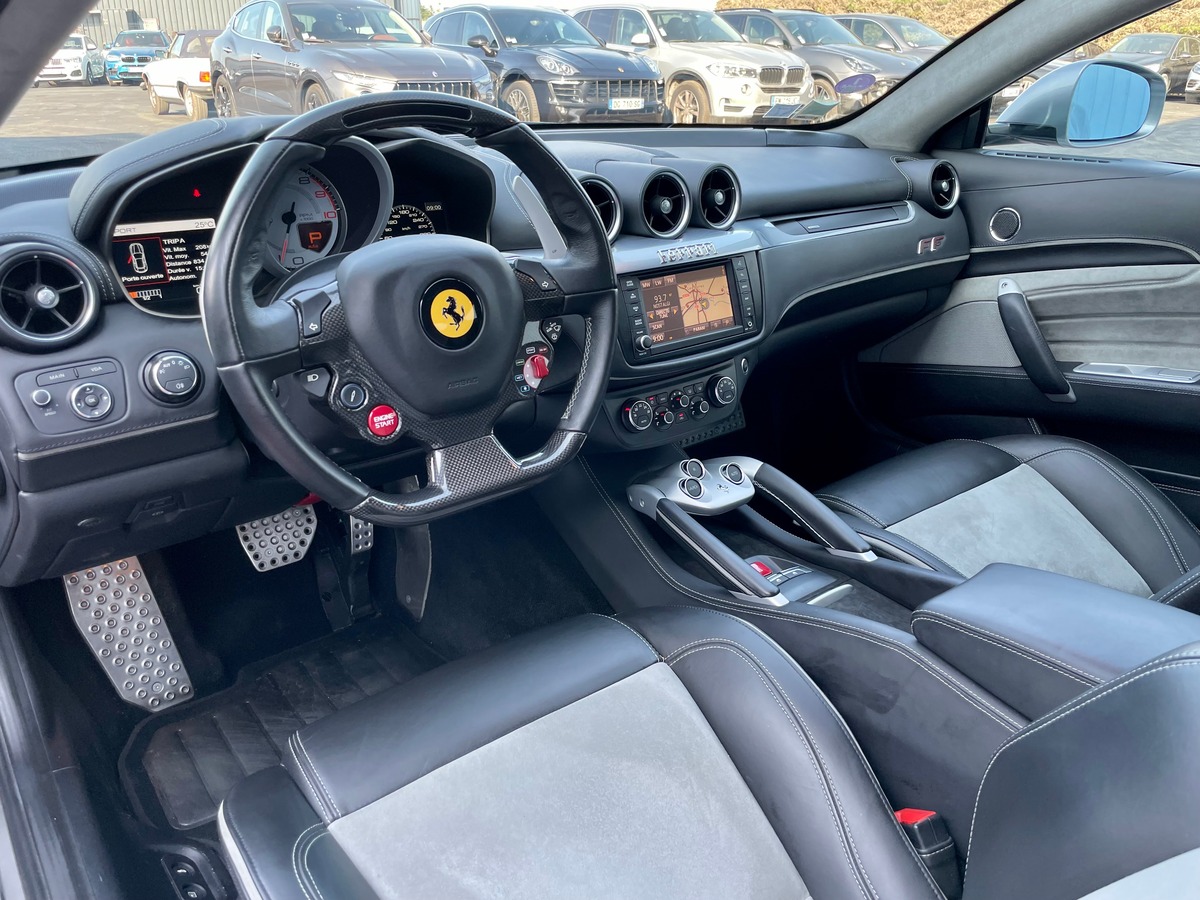 Ferrari Ff V12 4RM 660 FR POZZI