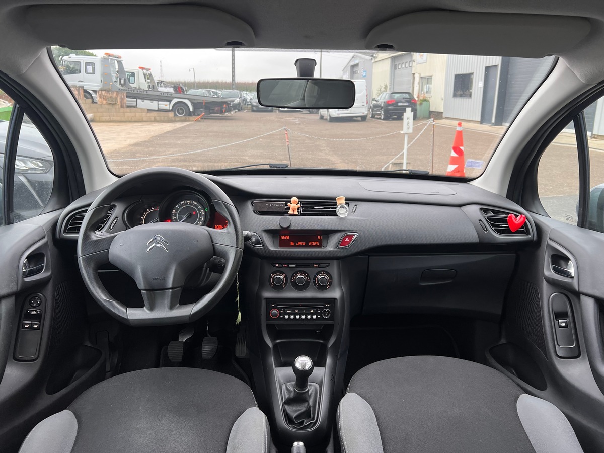 Citroën C3 1.1 i Airdream 60 cv - CARNET D'ENTRETIEN COMPLET - RIEN A PREVOIR - IDEAL JEUNE PERMIS