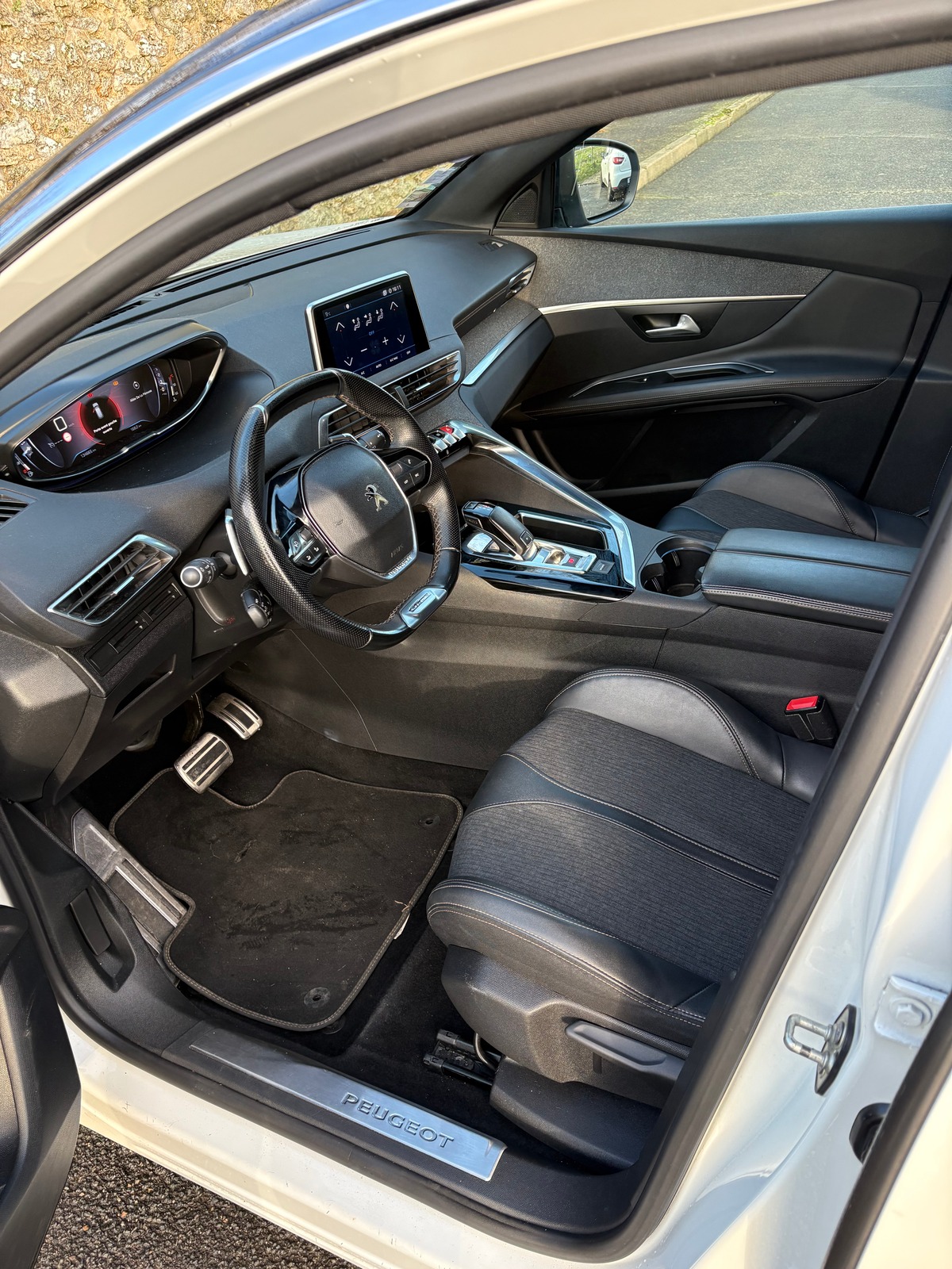 Peugeot 3008 1.6 180ch EAT8 GT Line