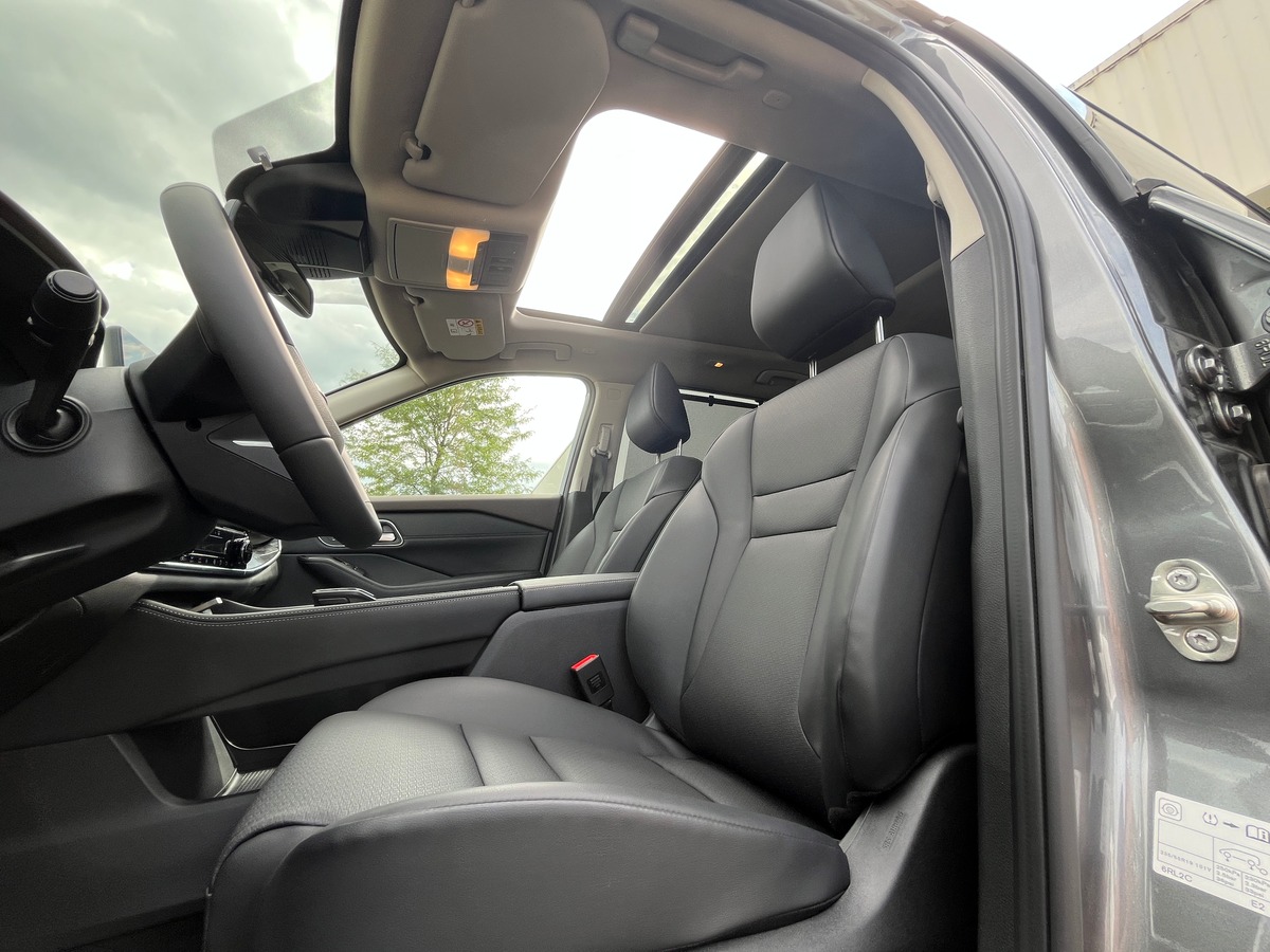Nissan NISSAN X TRAIL E POWER 204CH TEKNA, 3 ANS D'ENTRETIENS INCLUS, TOIT OUVRANT, SIEGES CHAUFFANT