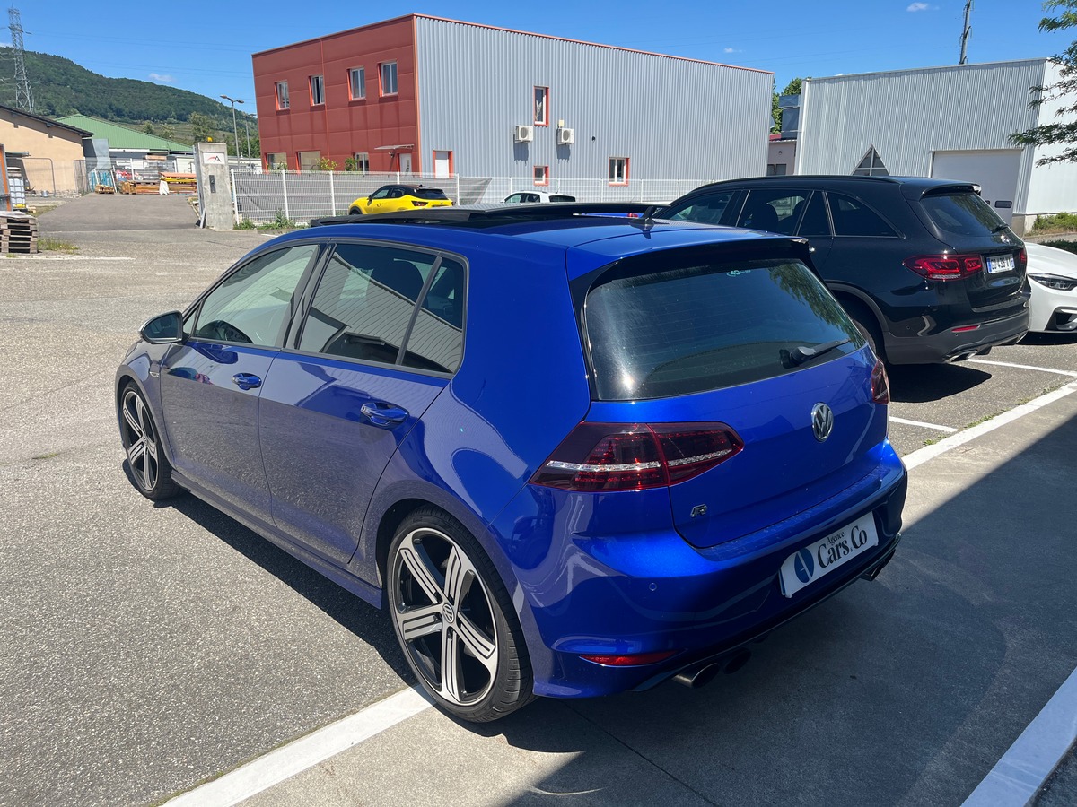 Volkswagen GOLF 7 R 300ch 4MOTION DSG6, TOIT OUVRANT, GPS