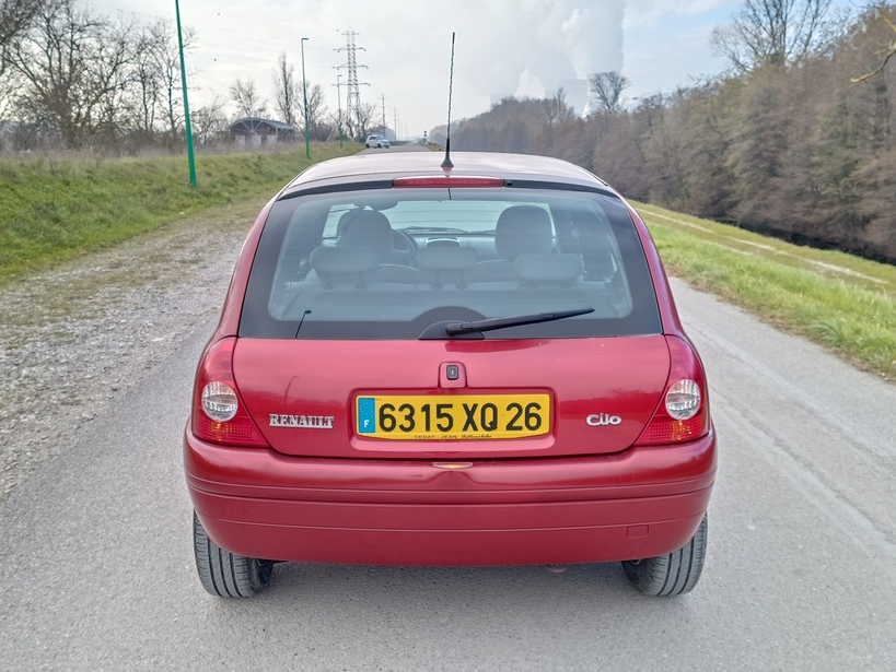 RENAULT Clio Phase 2 1.5 dCi 65cv